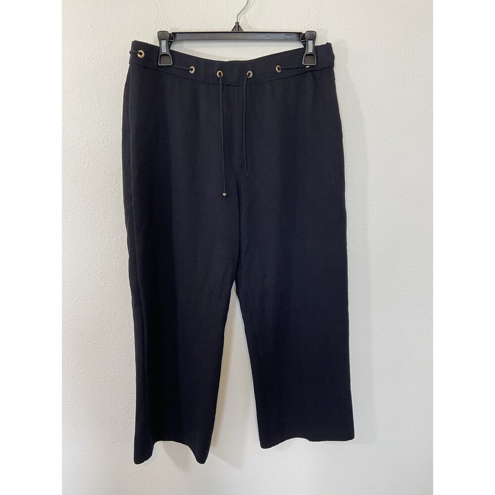 St John Sport Capri Pants Medium Santana Knit Fashion Fit Pull On drawstring